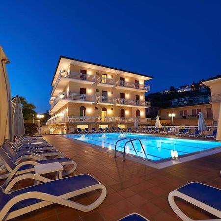 Hotel Benacus Торрі-дель-Бенако Екстер'єр фото
