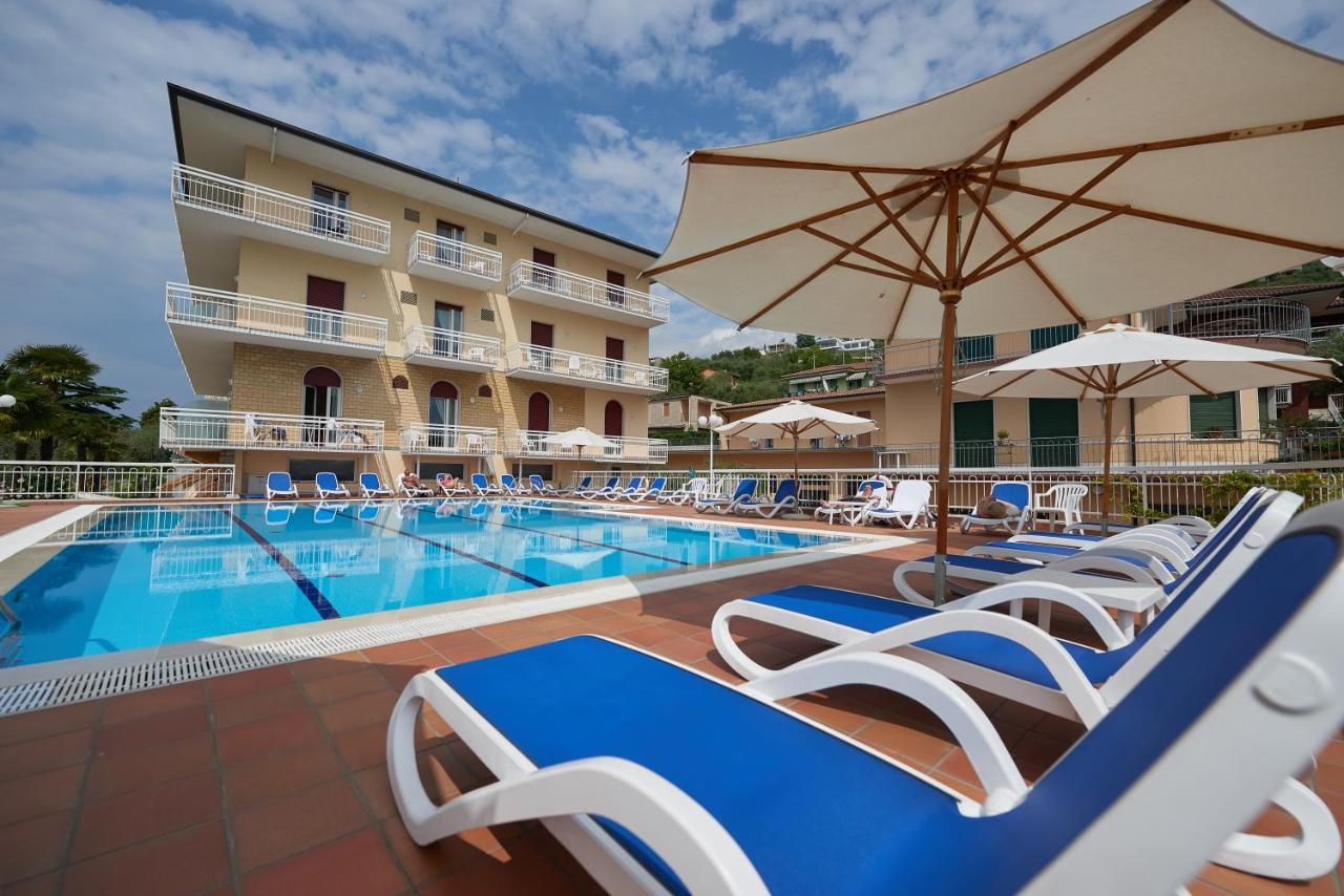 Hotel Benacus Торрі-дель-Бенако Екстер'єр фото