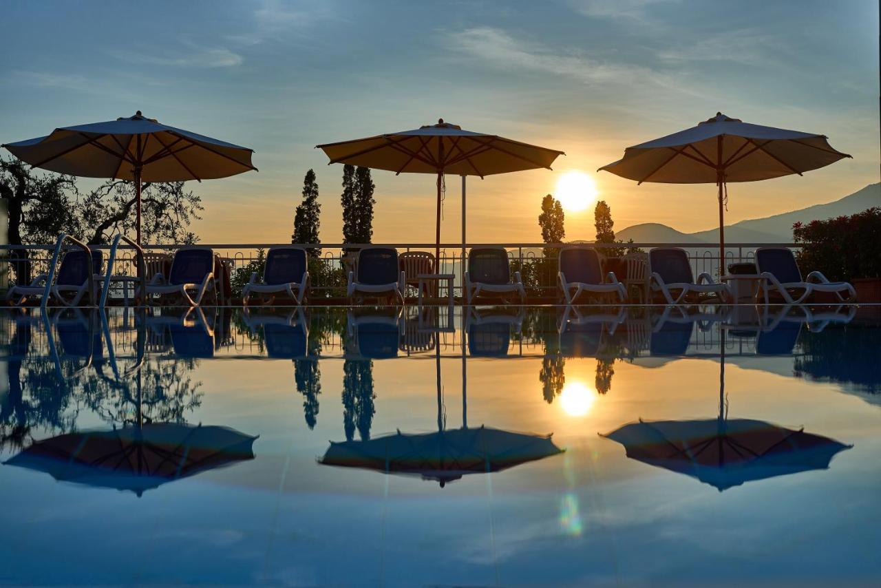 Hotel Benacus Торрі-дель-Бенако Екстер'єр фото