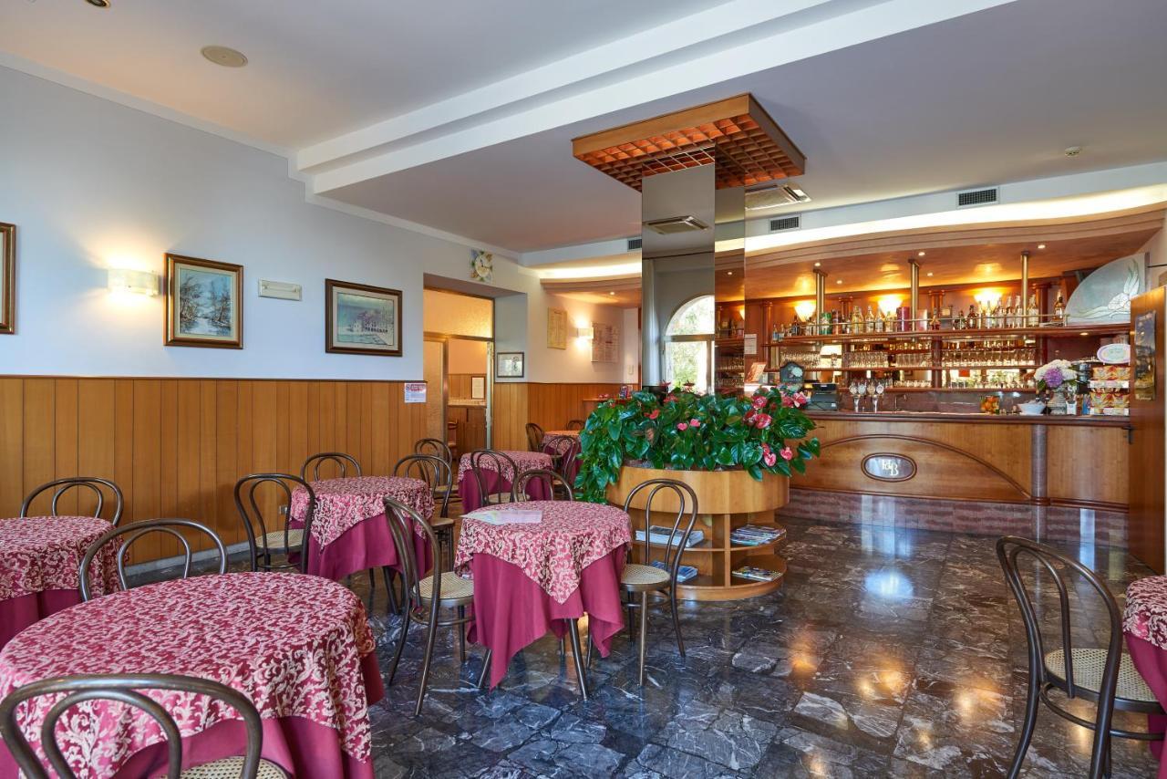 Hotel Benacus Торрі-дель-Бенако Екстер'єр фото