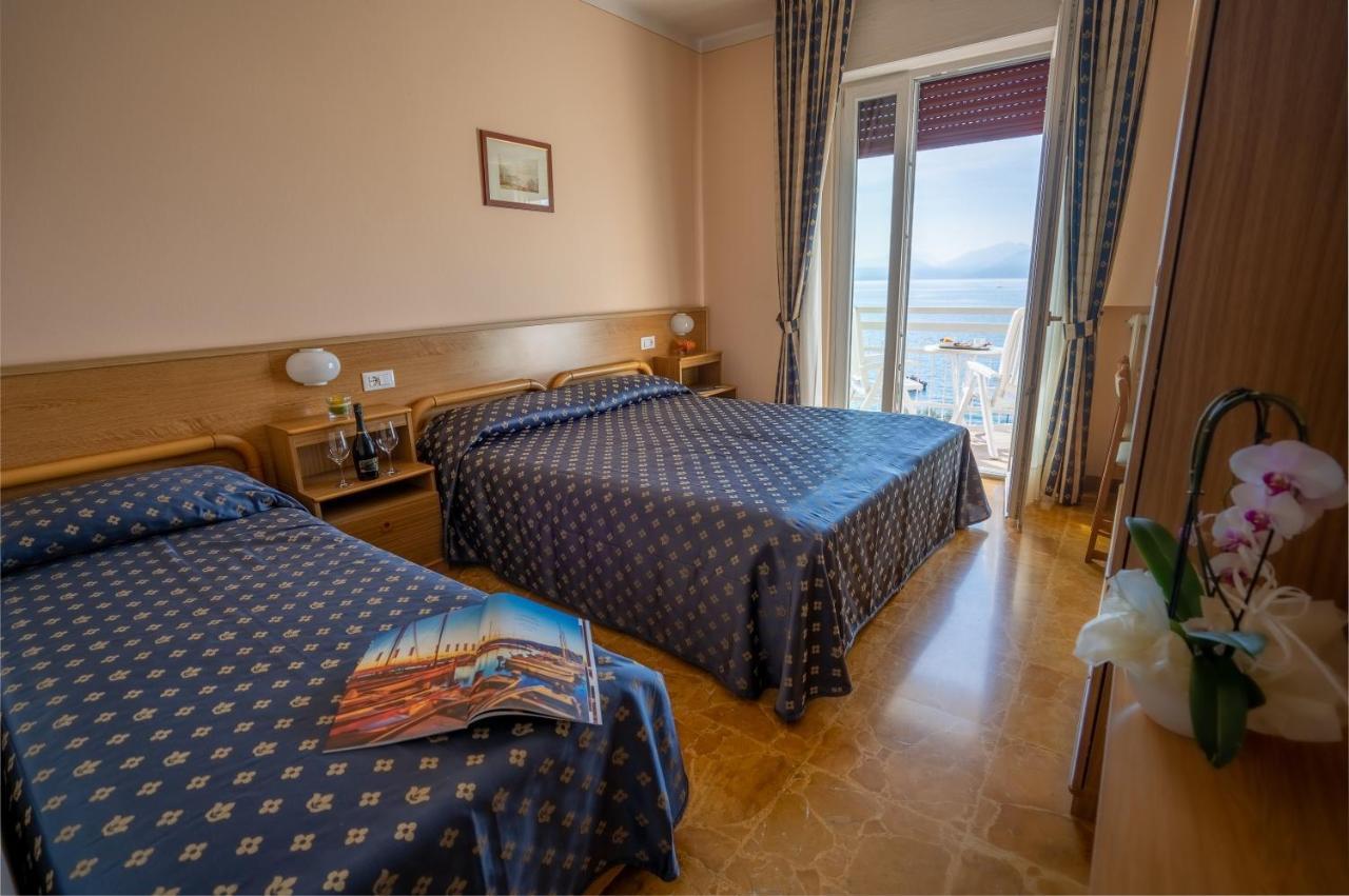 Hotel Benacus Торрі-дель-Бенако Екстер'єр фото